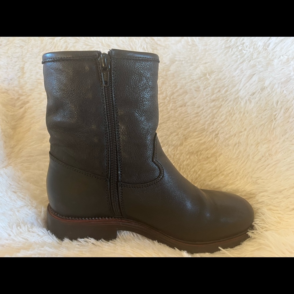 Cordani Perry Shearling-lined Boot - Picture 5 of 8